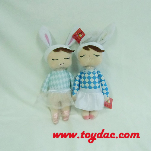 Stuffed Reindeer with Wood Plate